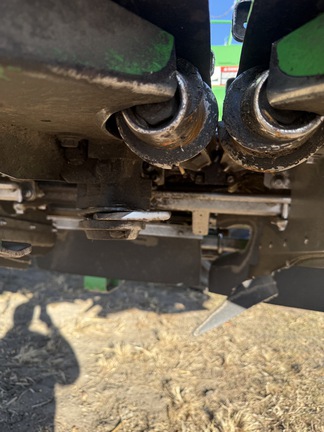 2011 John Deere 608C - Photo10