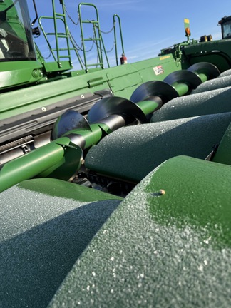 2011 John Deere 608C - Photo7