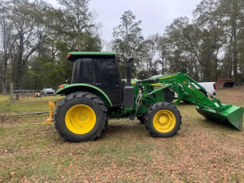 2024 John Deere 5100E Image 5