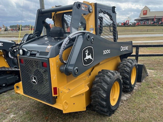 2024 John Deere 320G Image 4