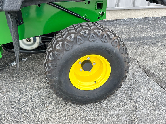 2024 John-Deere TX 4X2