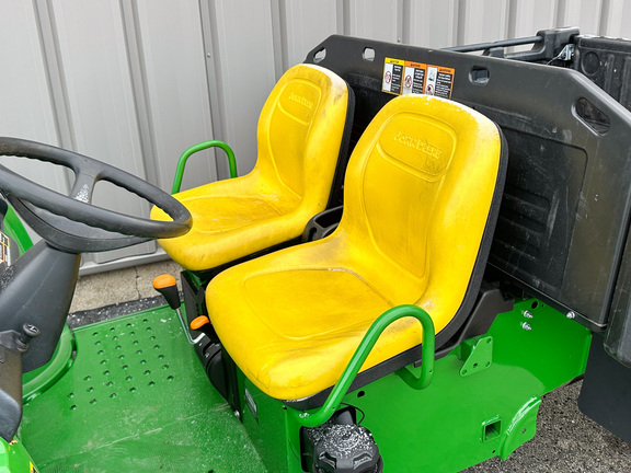 2024 John-Deere TX 4X2