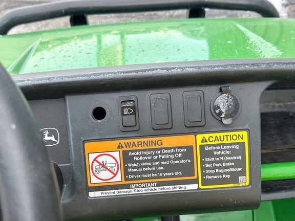 2024 John-Deere TX 4X2