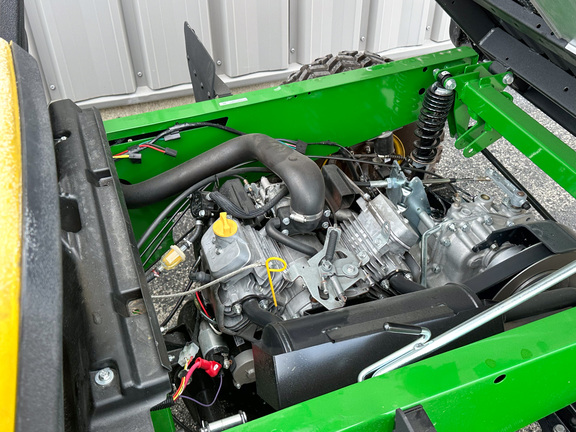 2024 John-Deere TX 4X2