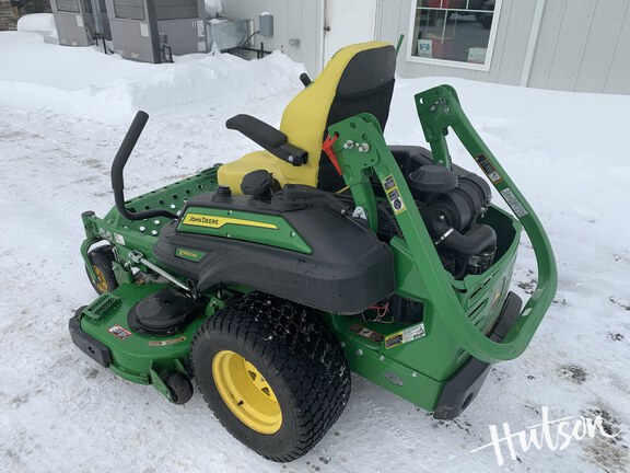 Photo of 2025 John Deere Z950M