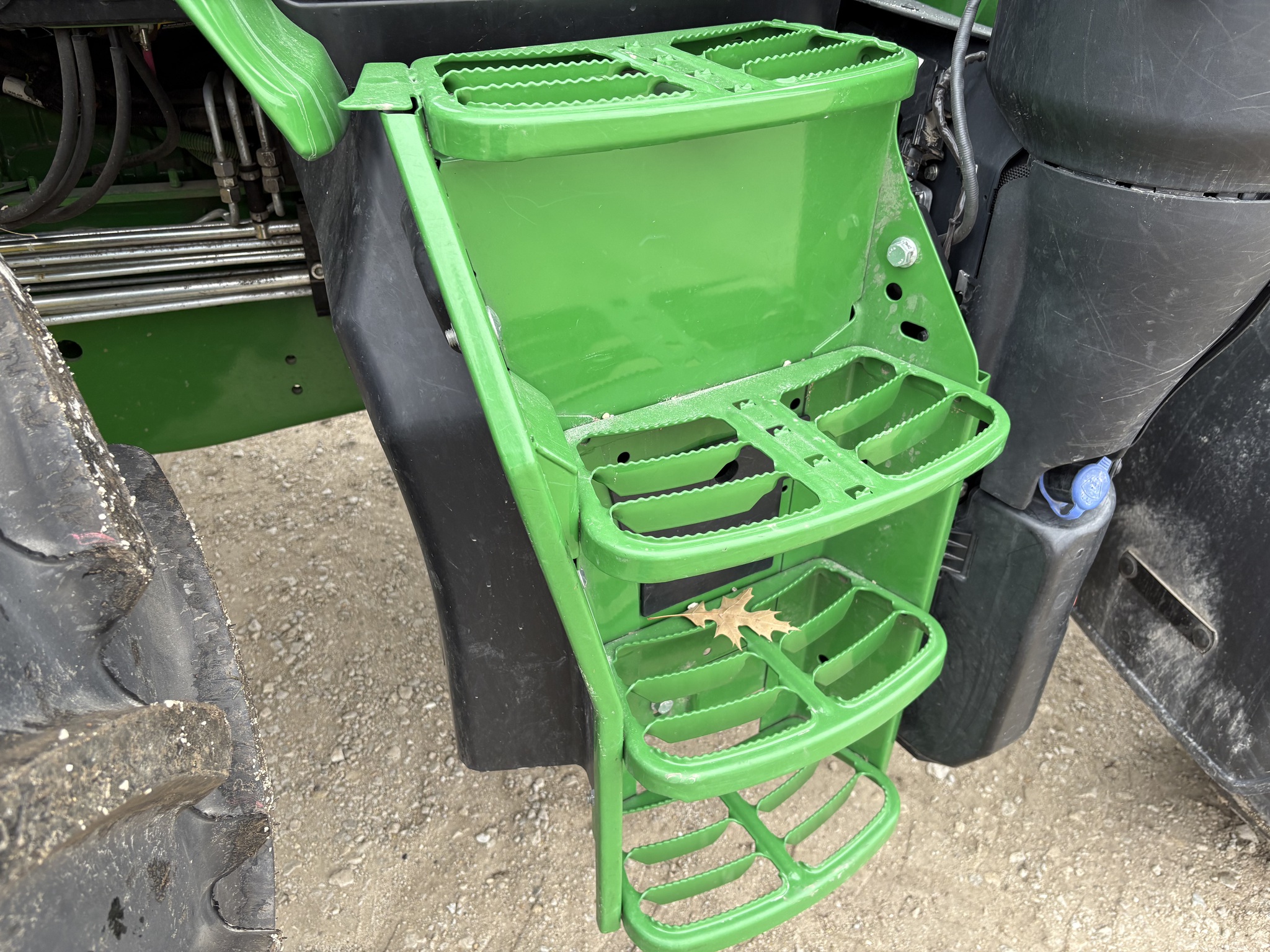  2025 John Deere 6R 130 at Heritage Tractor in Kewanee, IL