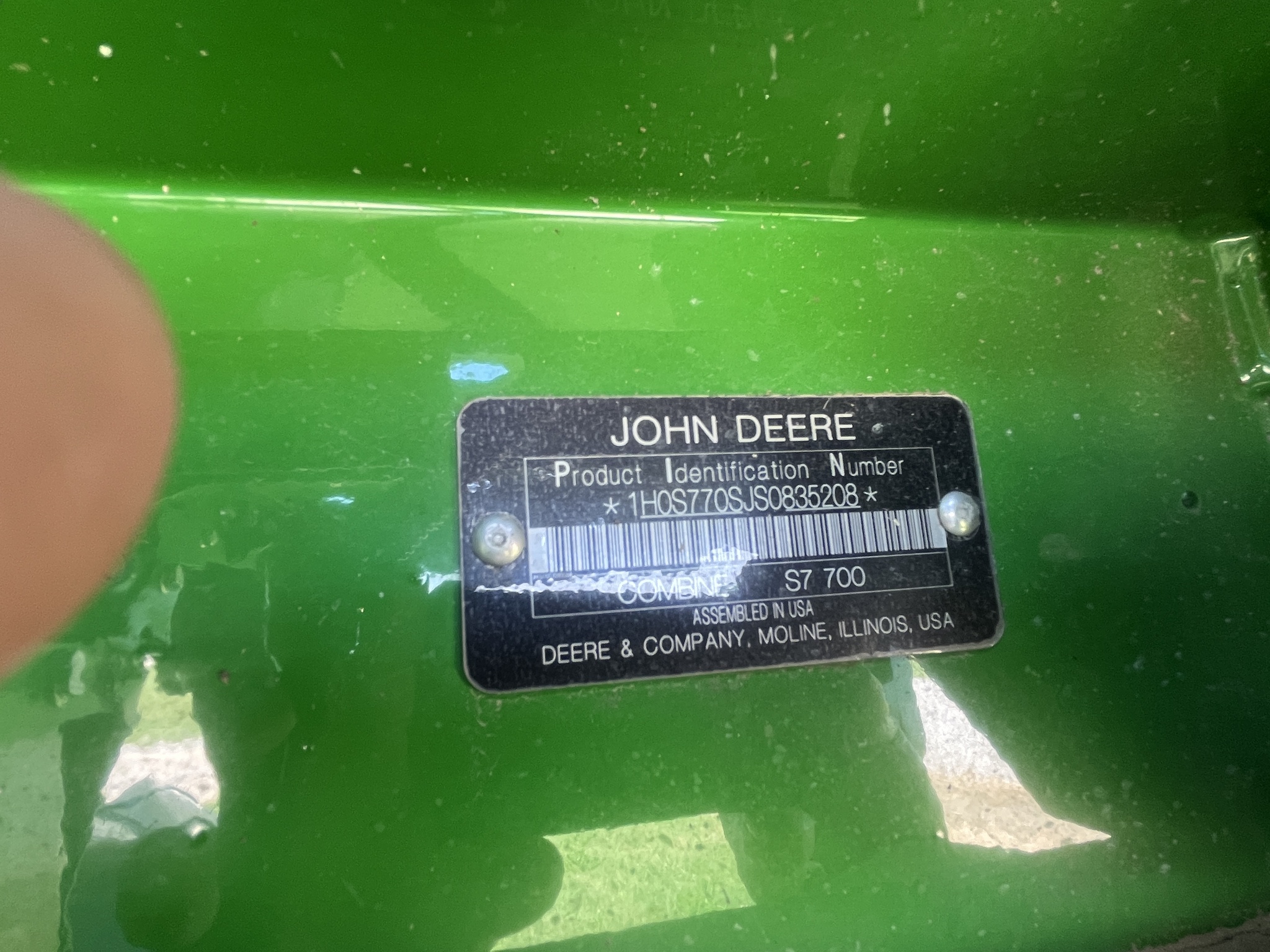 2025 John Deere S7 700 Image 2