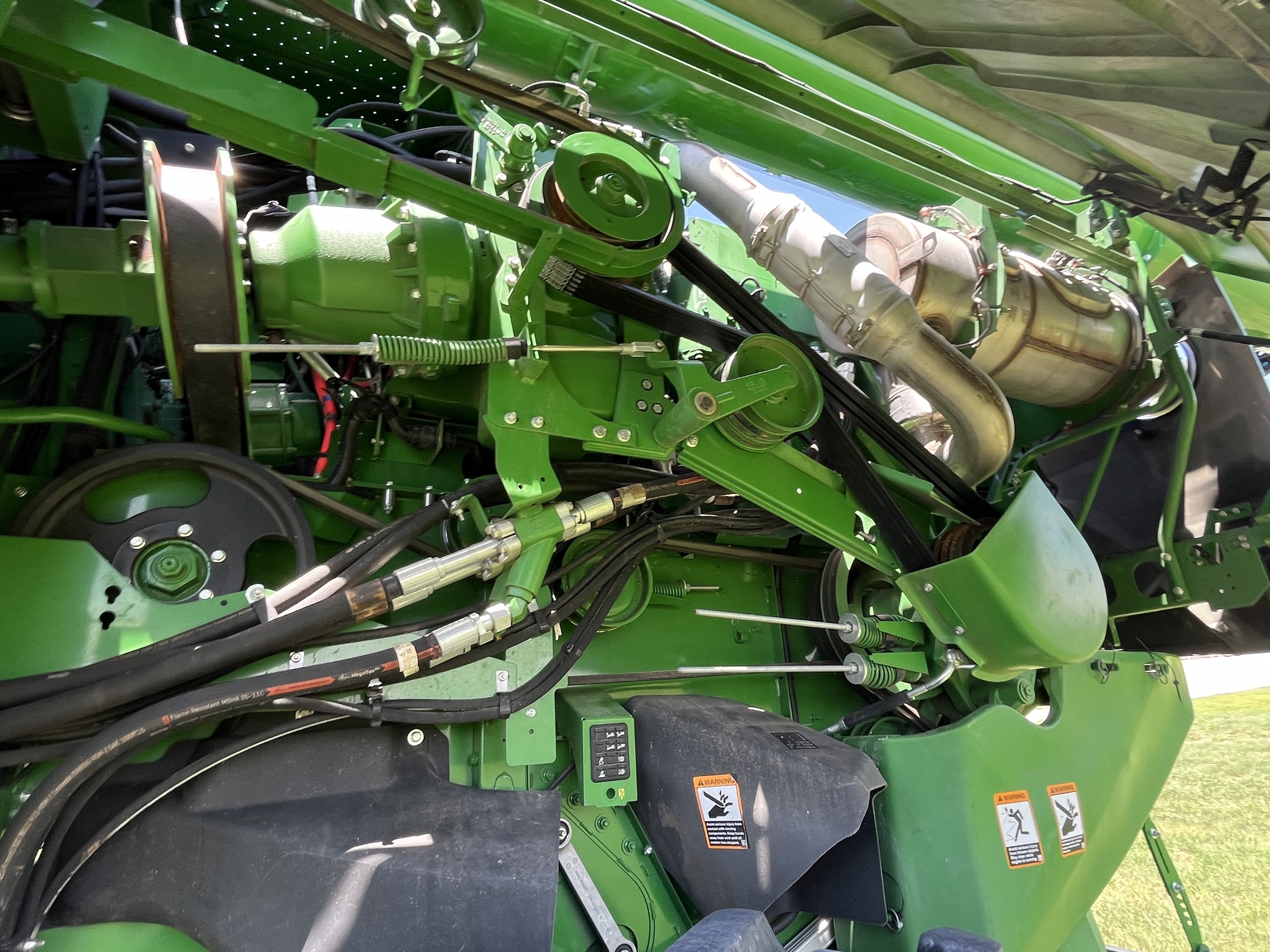 2025 John Deere S7 700 Image 10