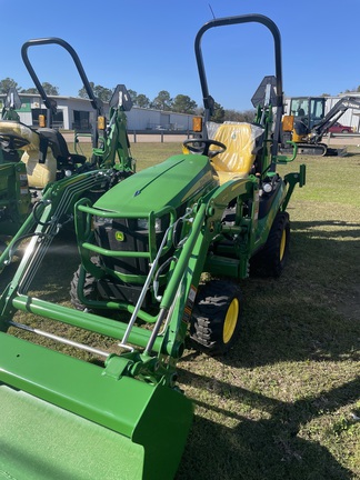 2024 John Deere 1025R Photo 1