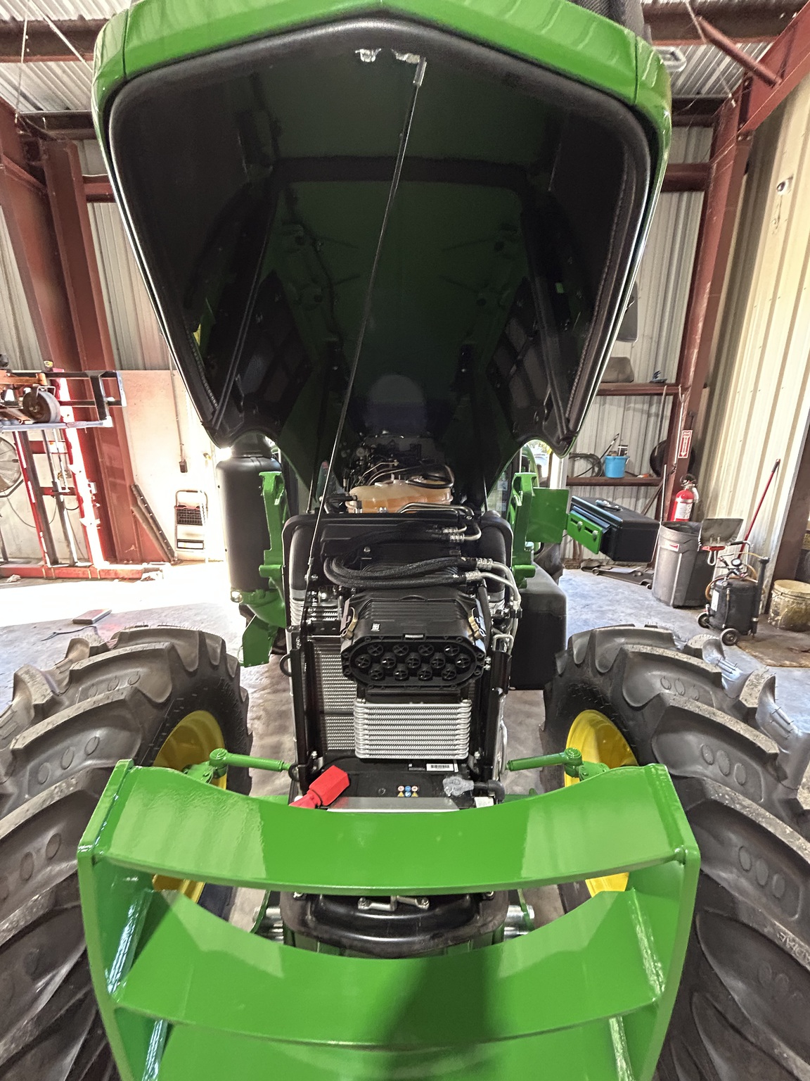 2025 John Deere 5105M Image 4