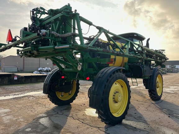 2016 John Deere R4030