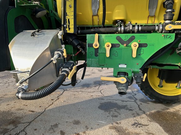 2016 John Deere R4030