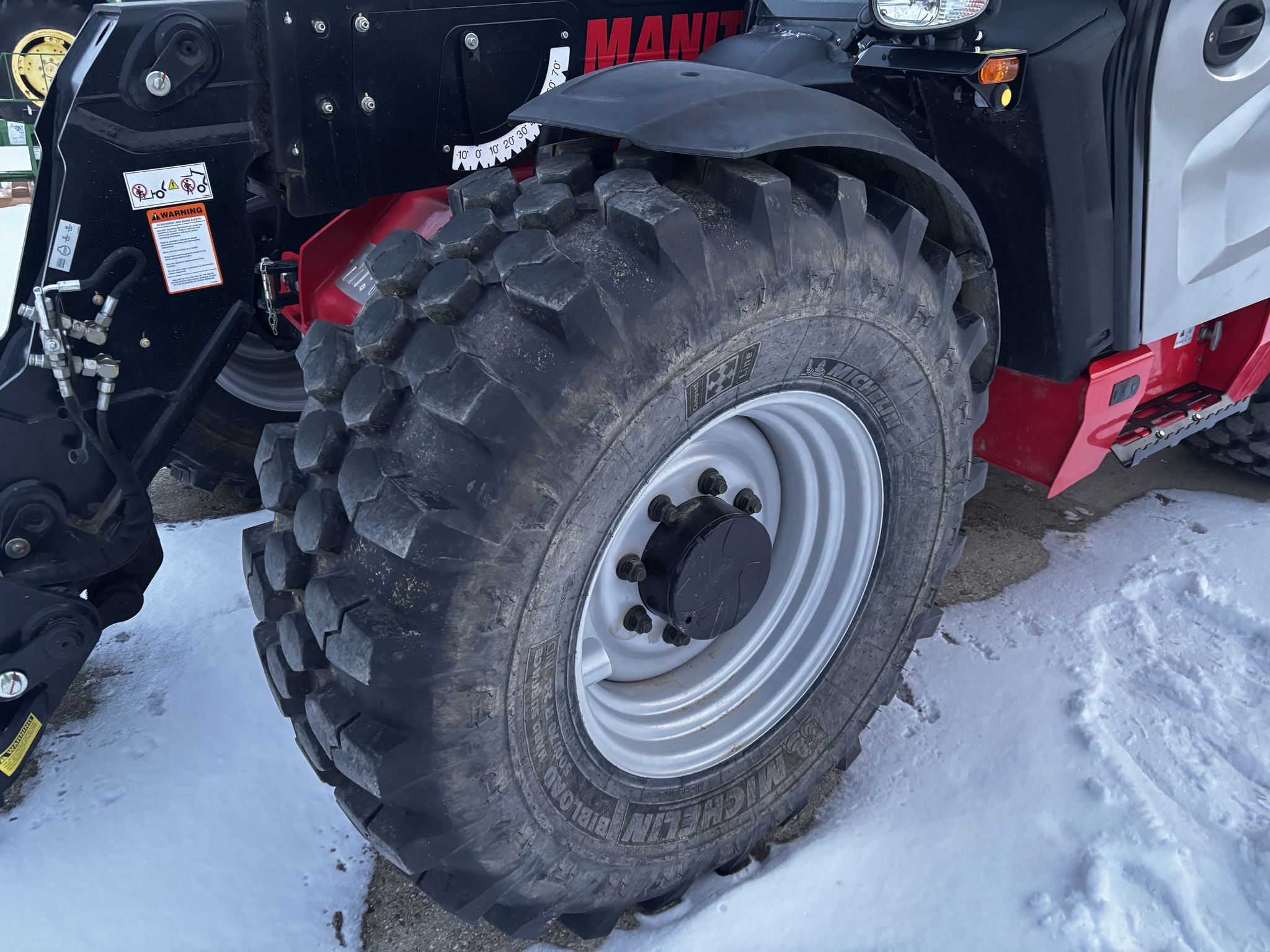 2023 Manitou MLT737 Image 6