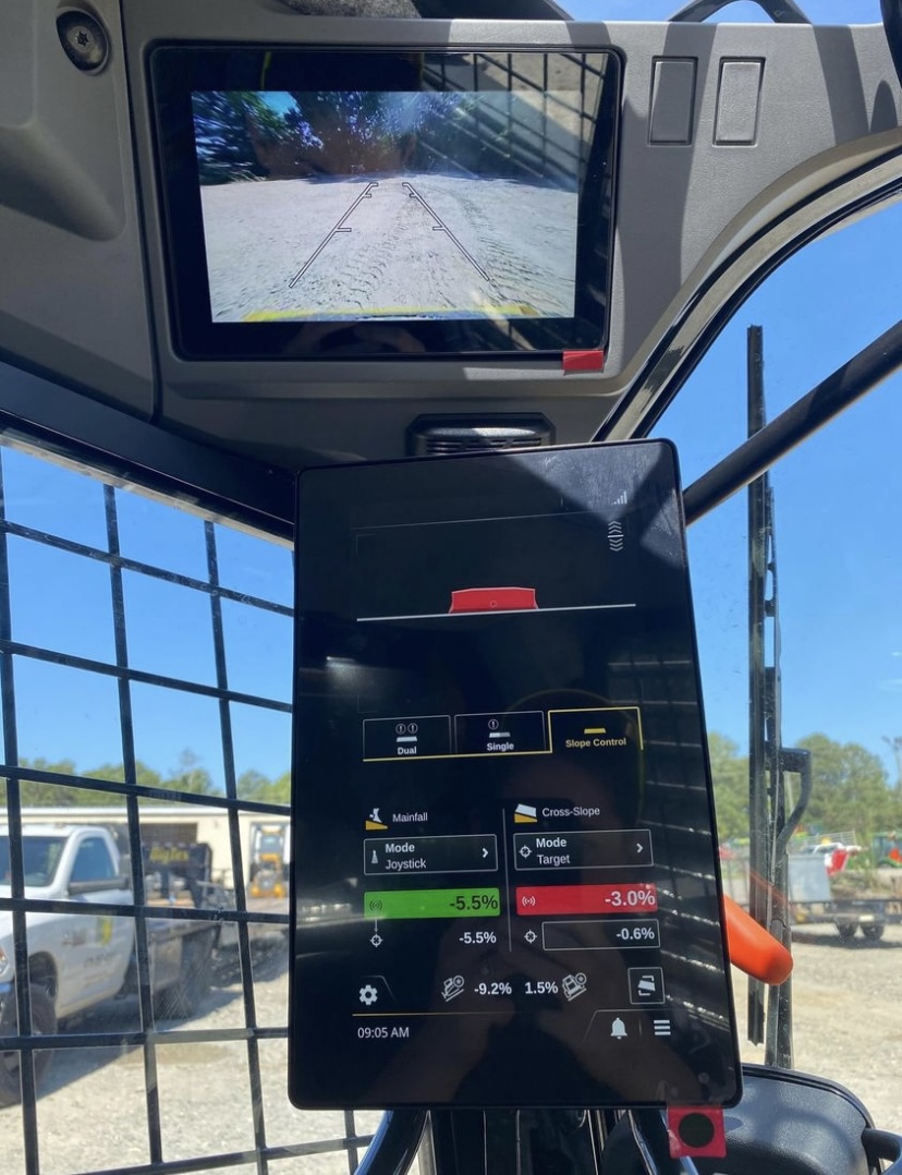 John Deere 335 P 2D Image 5