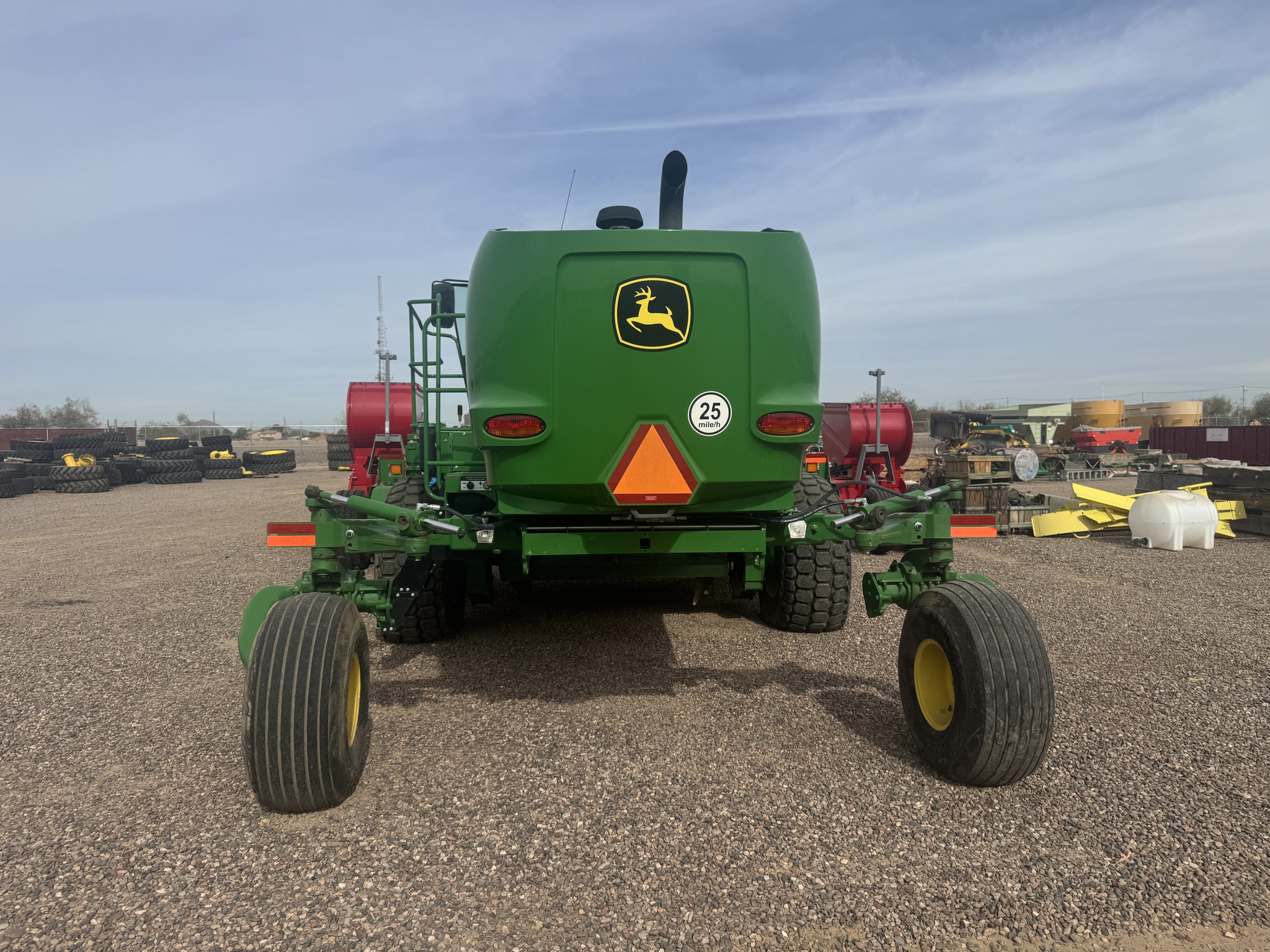 2022 John Deere W200M Image 7