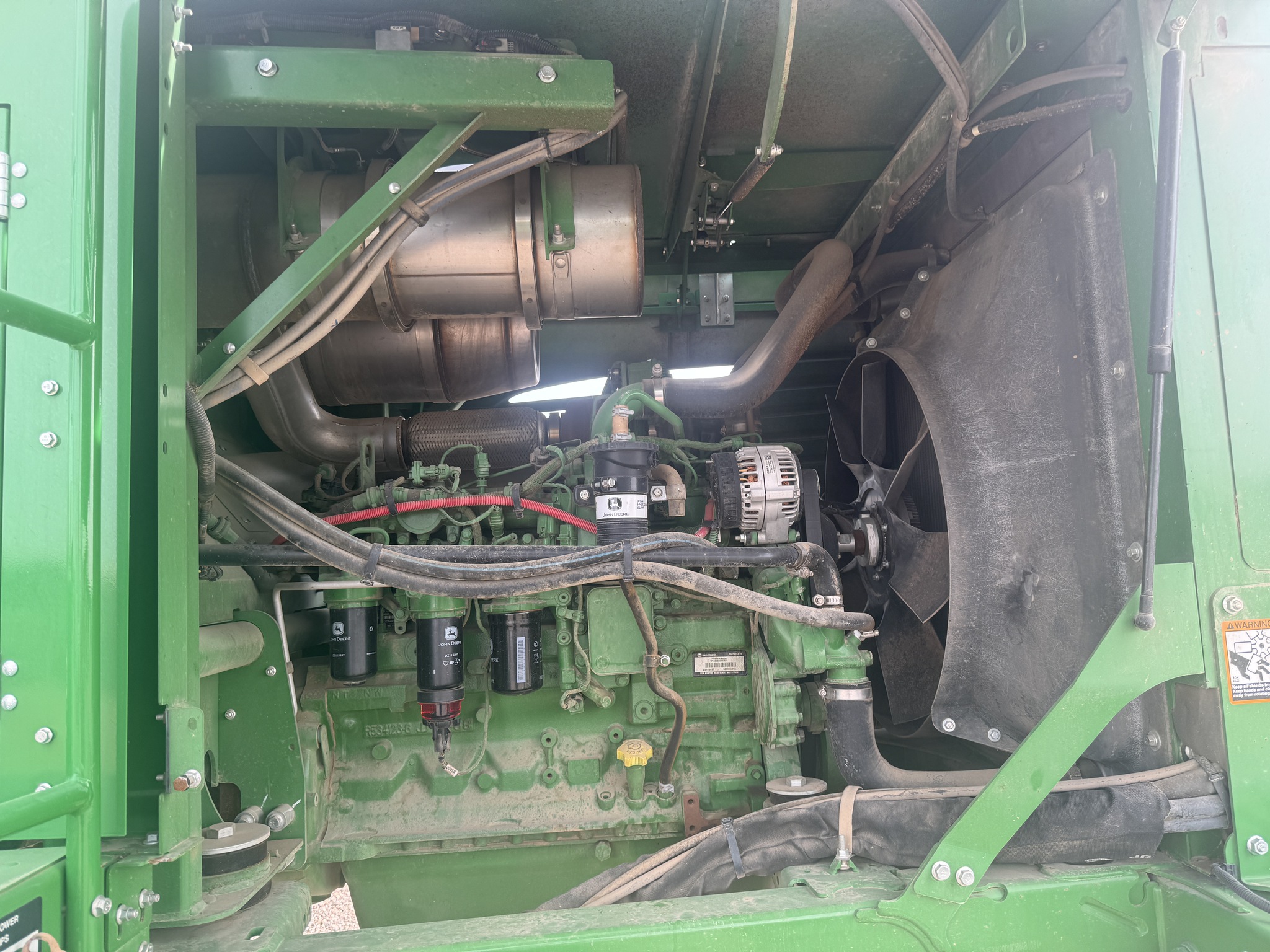 2022 John Deere W200M Image 12