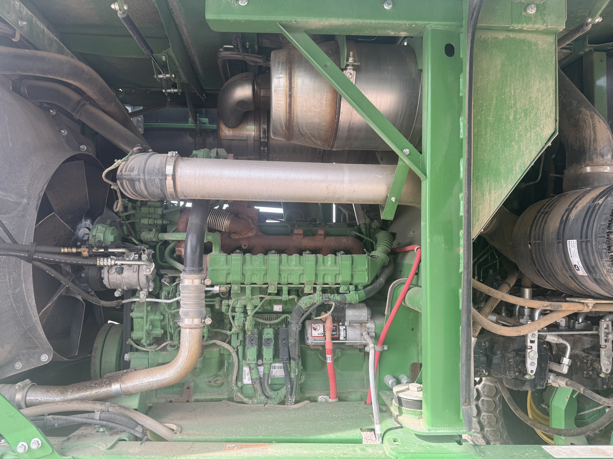 2022 John Deere W200M Image 14