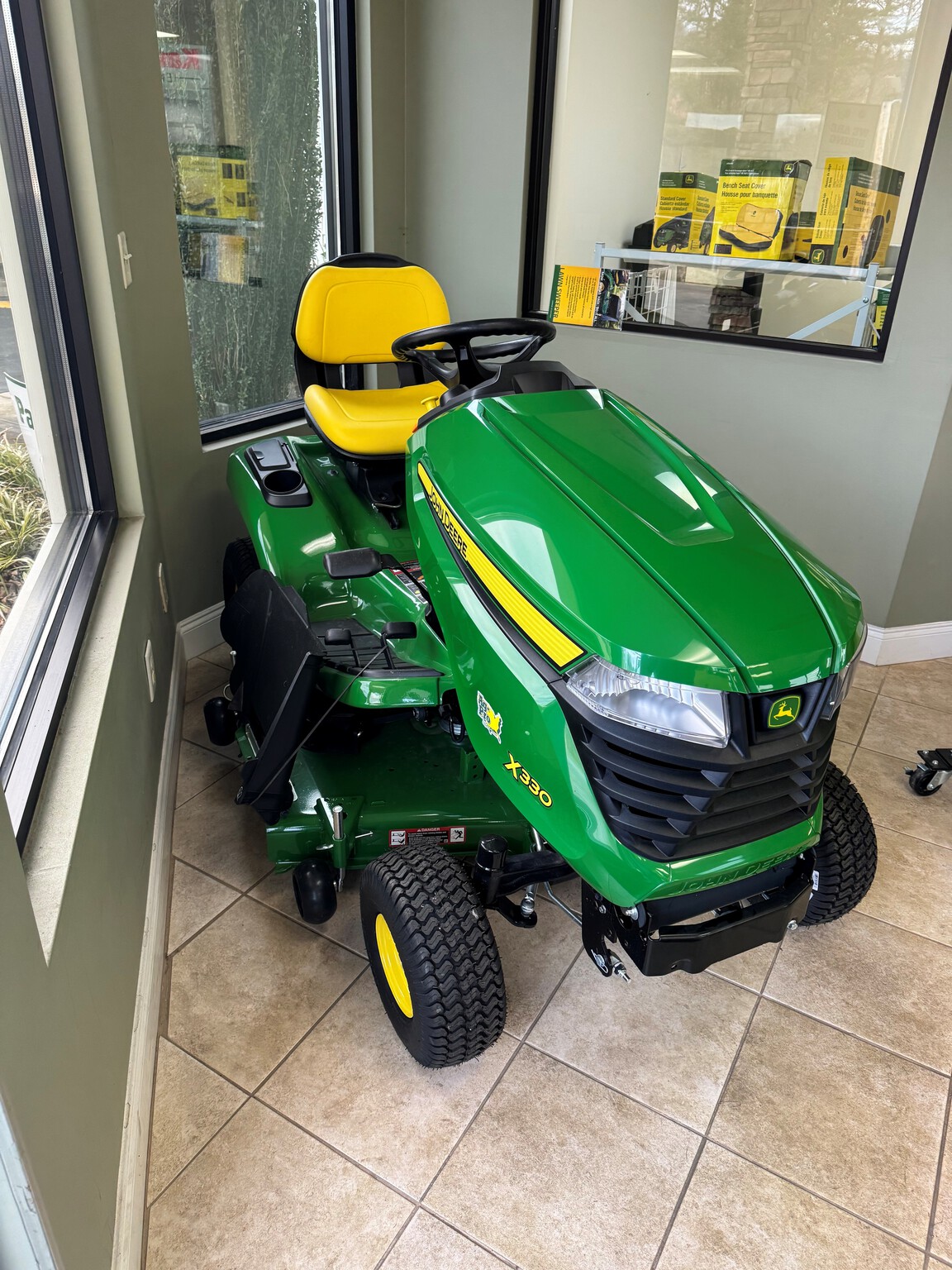 2025 John Deere x330-48 Image 2