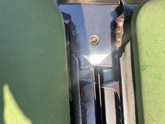 1982 John Deere 843 (13th thumbnail)