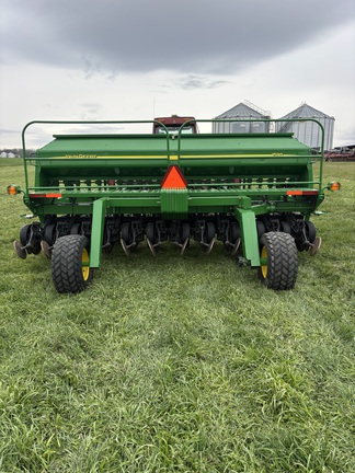 2009 John Deere 1590