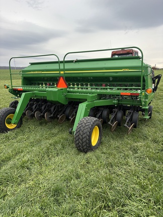 2009 John Deere 1590