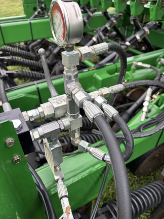 2009 John Deere 1590