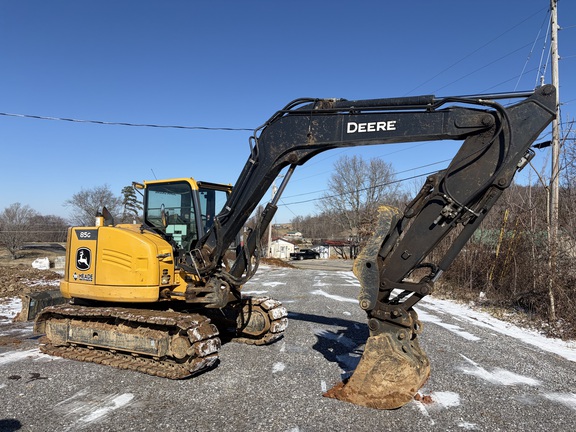Photo of a 2021 John Deere 85G