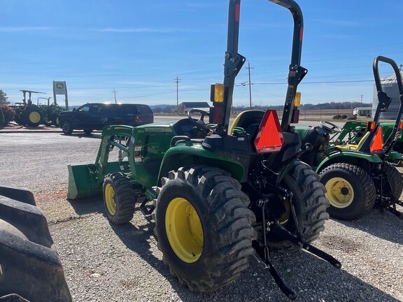 2023 John Deere 3032E