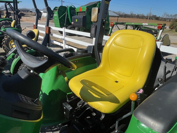 2023 John Deere 3032E