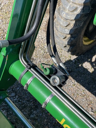 2023 John Deere 3032E