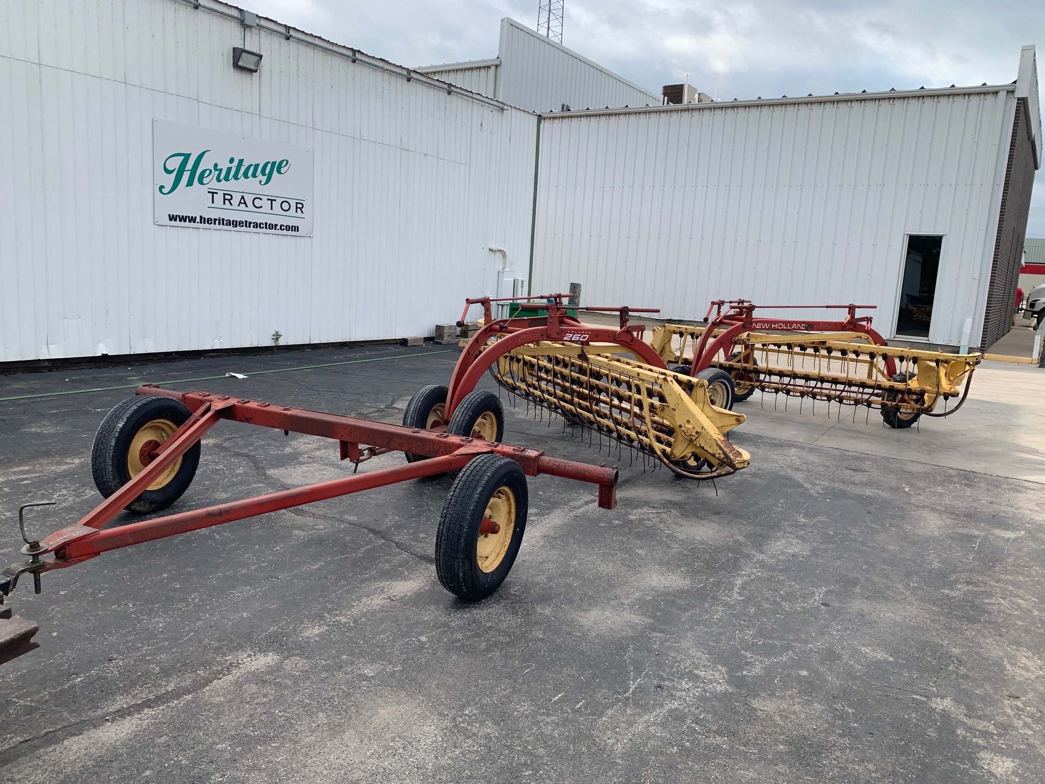  1990 New Holland 260 at Heritage Tractor in Lamar, MO
