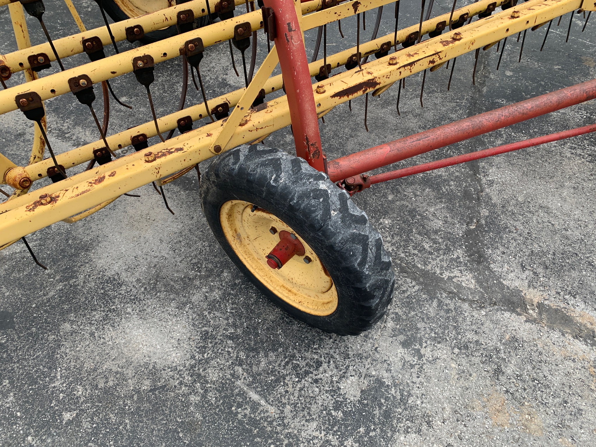  1990 New Holland 260 at Heritage Tractor in Lamar, MO