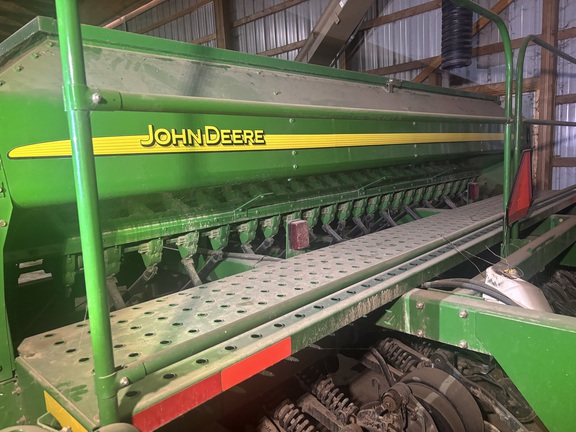 Photo of 2009 John Deere 1590