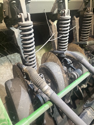 Photo of 2009 John Deere 1590