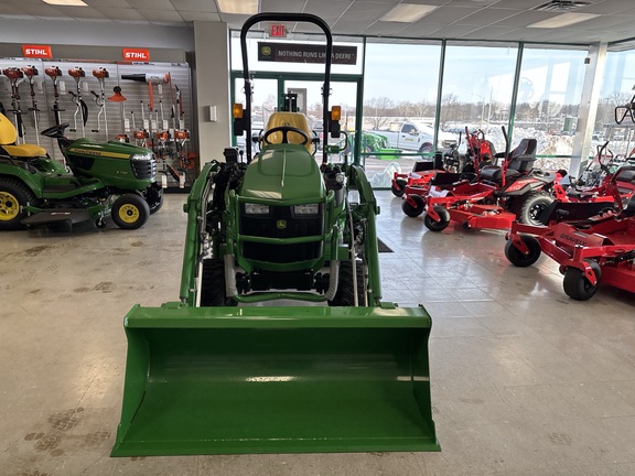 Used 2024 John Deere 1025R Compact Utility Tractors at Koenig Equipment in Lebanon, OH - Photo2
