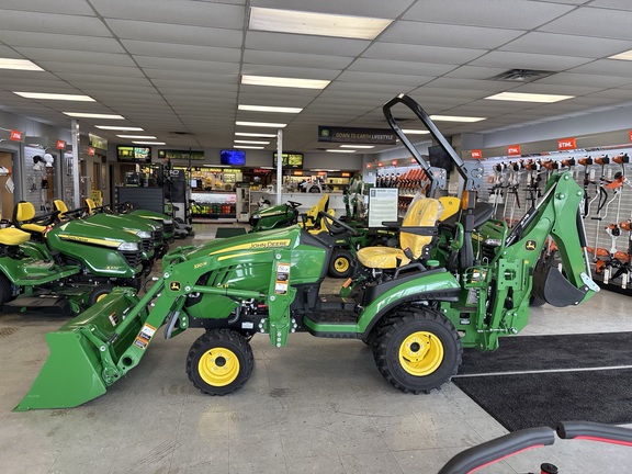 Used 2024 John Deere 1025R Compact Utility Tractors at Koenig Equipment in Lebanon, OH - Photo1