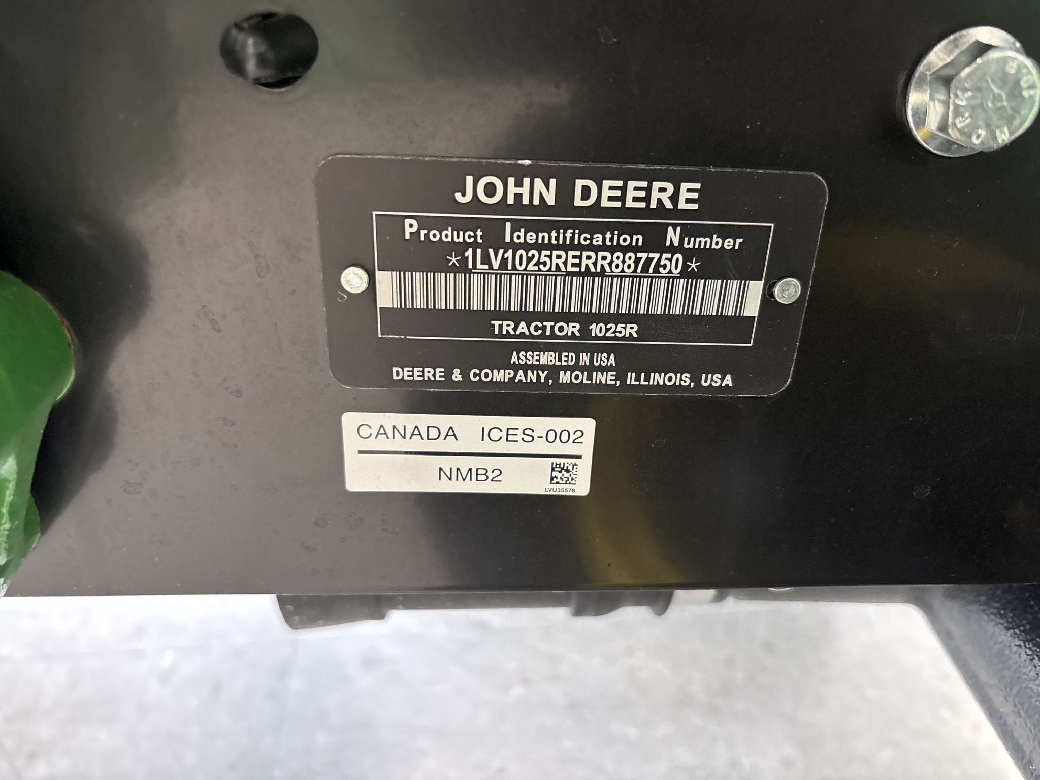 Used 2024 John Deere 1025R Compact Utility Tractors at Koenig Equipment in Lebanon, OH - PhotoXL13