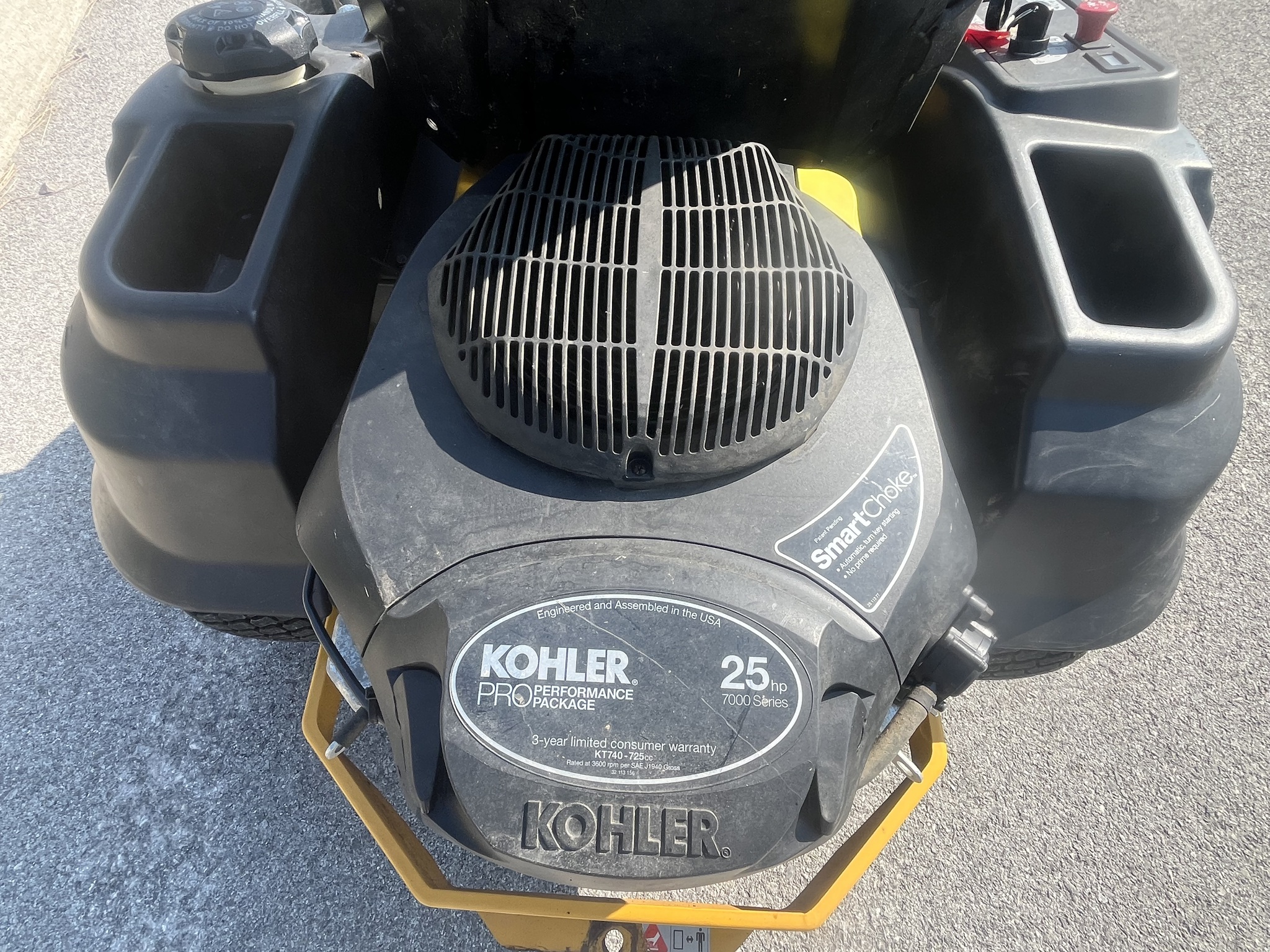 2016 Hustler RaptorSD 25 Image 8