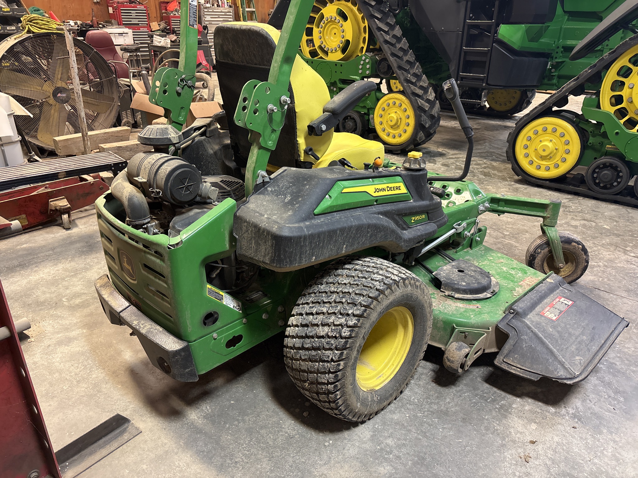 Used 2024 John Deere Z950R Zero Turn Mowers at Koenig Equipment in Franklin, IN - PhotoXL4