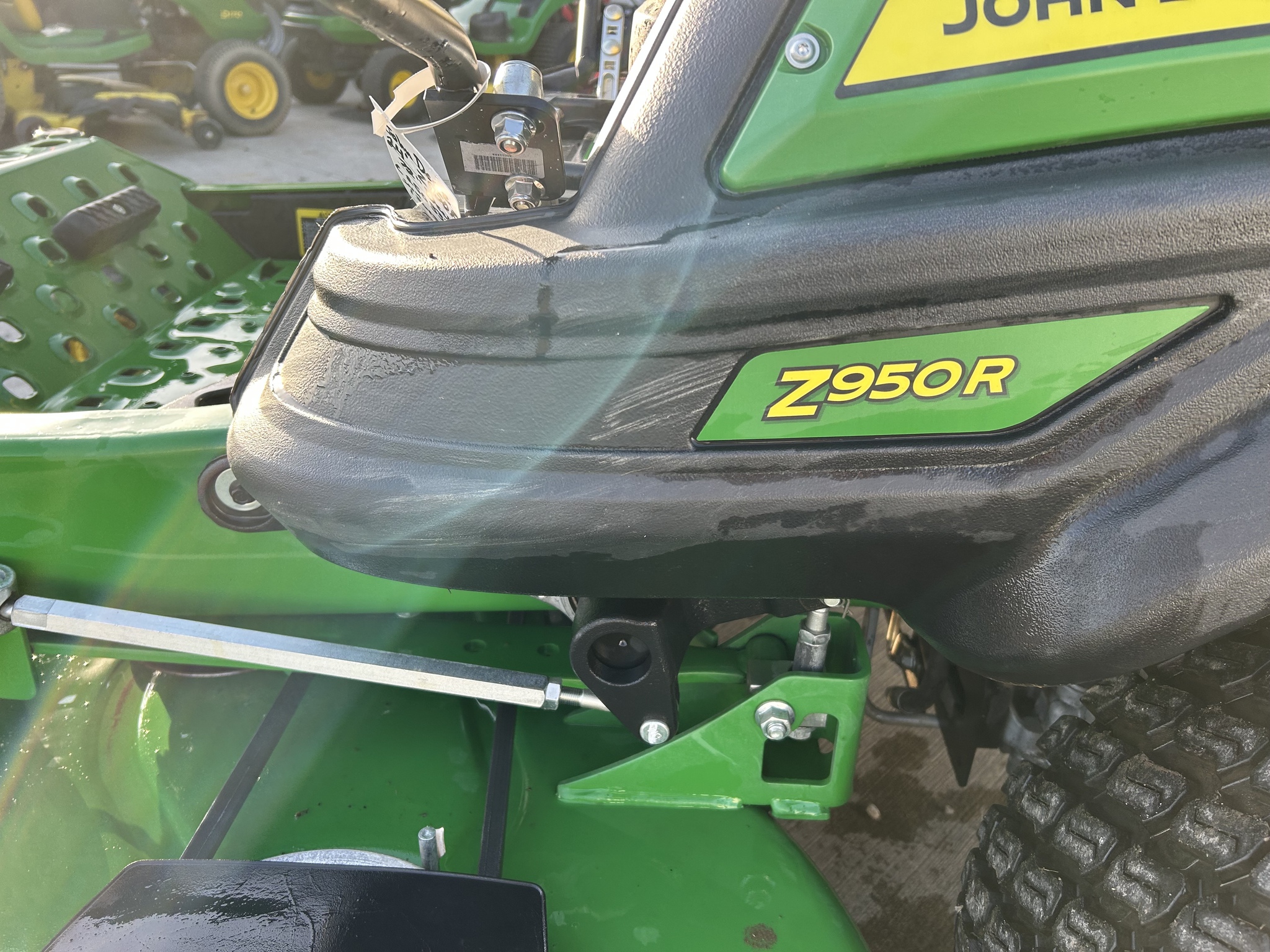 Used 2024 John Deere Z950R Zero Turn Mowers at Koenig Equipment in Franklin, IN - PhotoXL17