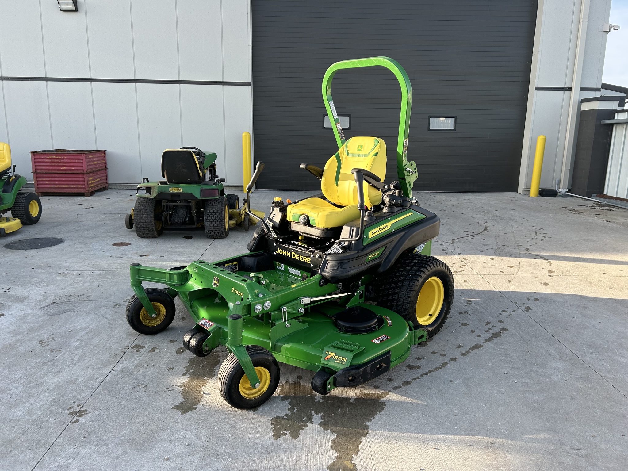 Used 2024 John Deere Z950R Zero Turn Mowers at Koenig Equipment in Franklin, IN - PhotoXL20
