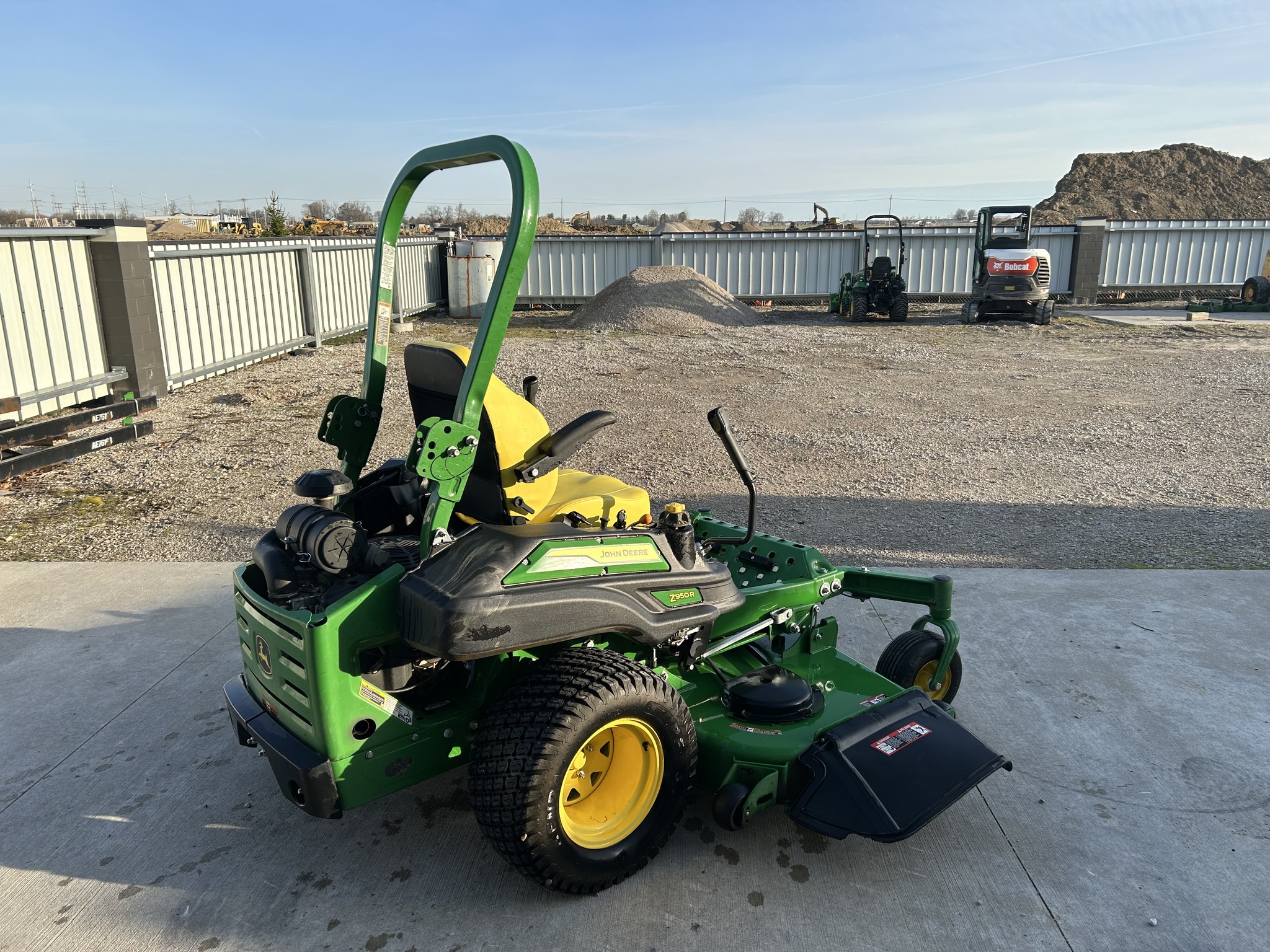 Used 2024 John Deere Z950R Zero Turn Mowers at Koenig Equipment in Franklin, IN - PhotoXL21