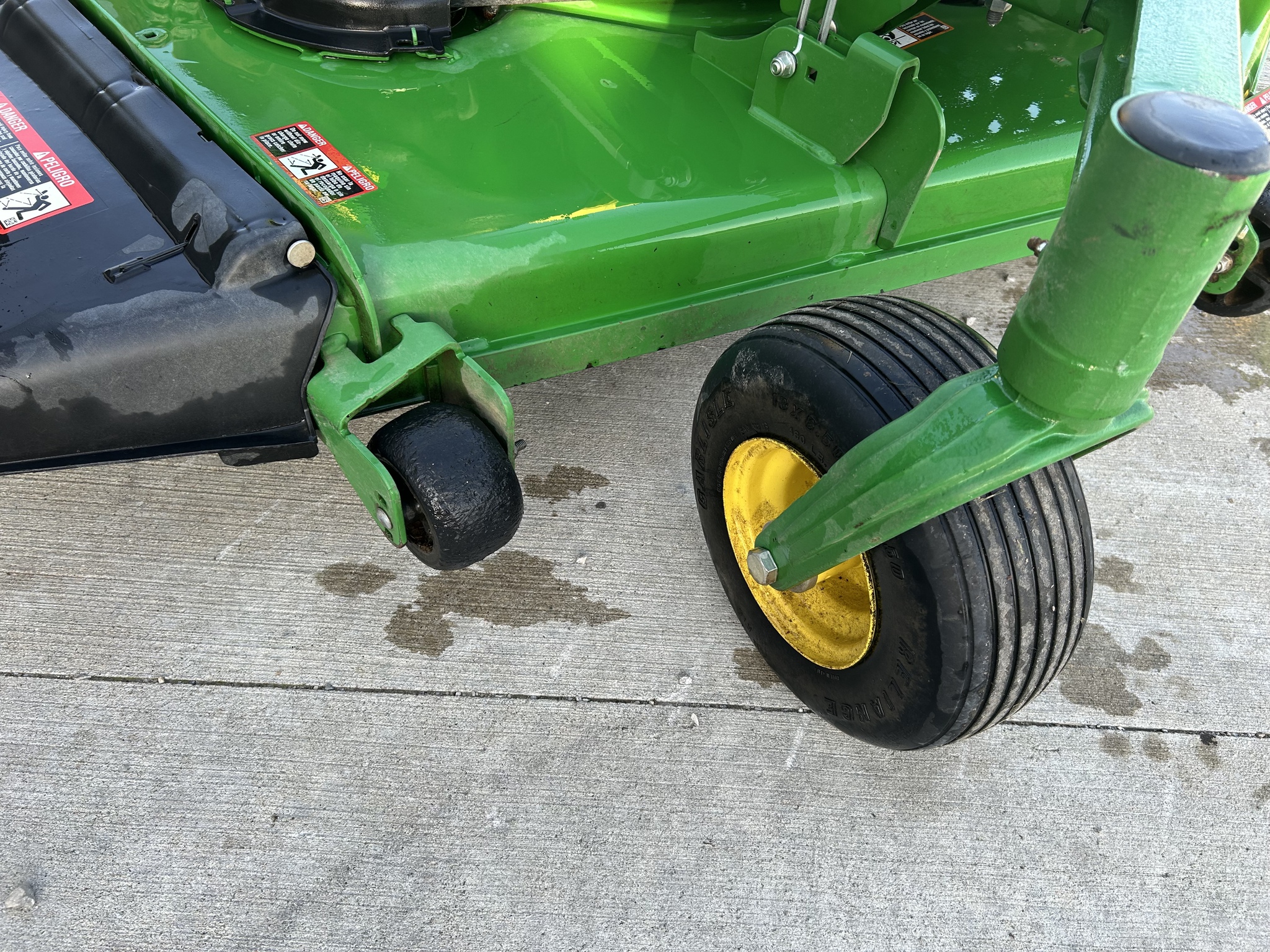 Used 2024 John Deere Z950R Zero Turn Mowers at Koenig Equipment in Franklin, IN - PhotoXL25