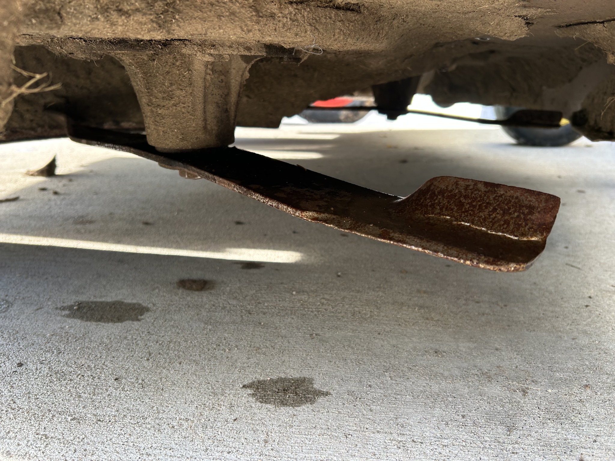 Used 2024 John Deere Z950R Zero Turn Mowers at Koenig Equipment in Franklin, IN - PhotoXL31