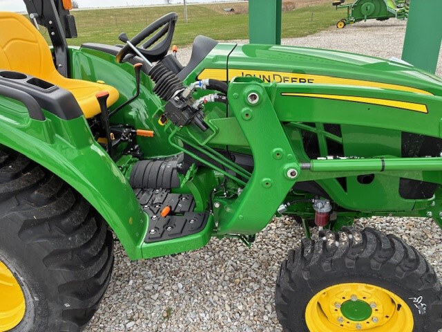 New In-Stock 2025 John Deere 3035D Compact Utility Tractors at Koenig Equipment in Greensburg, IN - PhotoXL9