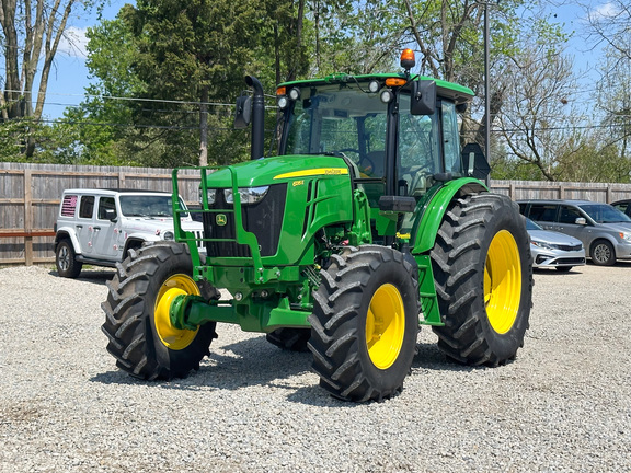 2025 John-Deere 6135E