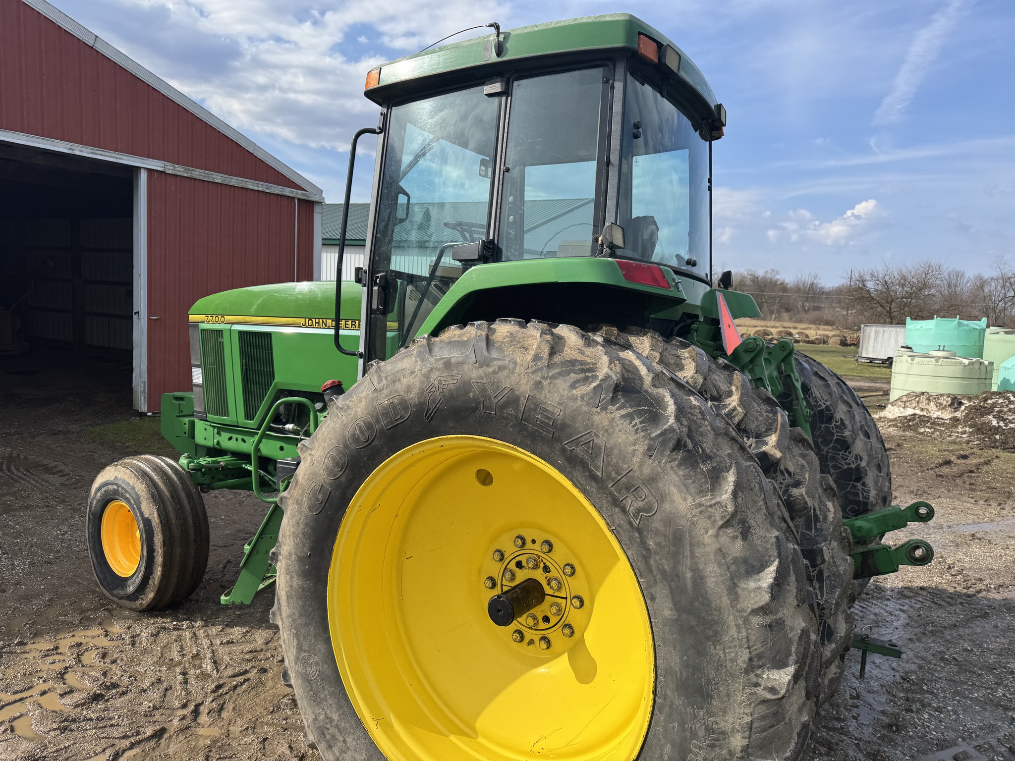 1996 John Deere 7700 Image 3