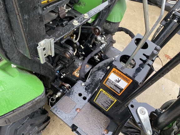 2015 John Deere 1025R - Photo9