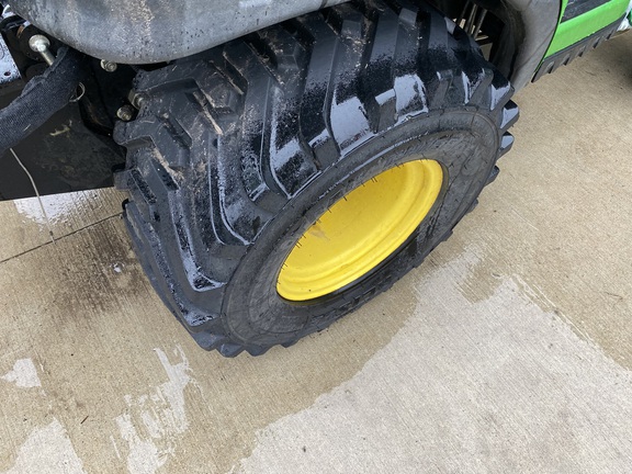 2015 John Deere 1025R - Photo11