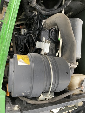 2015 John Deere 1025R - Photo15